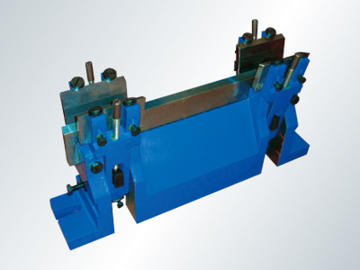 通過標準刀架及刀板/1組